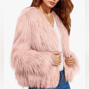 ⭐️NWT Sage Faux Fur Coat⭐️